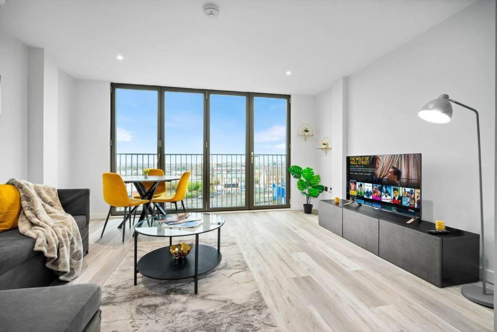 Stylish 2 Bedroom Apartment Close To Everything Birmingam Exterior foto