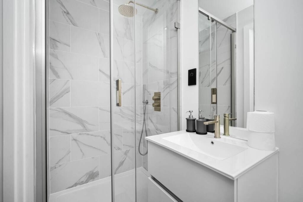 Stylish 2 Bedroom Apartment Close To Everything Birmingam Exterior foto