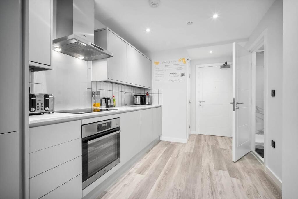 Stylish 2 Bedroom Apartment Close To Everything Birmingam Exterior foto