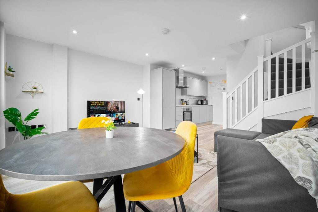 Stylish 2 Bedroom Apartment Close To Everything Birmingam Exterior foto