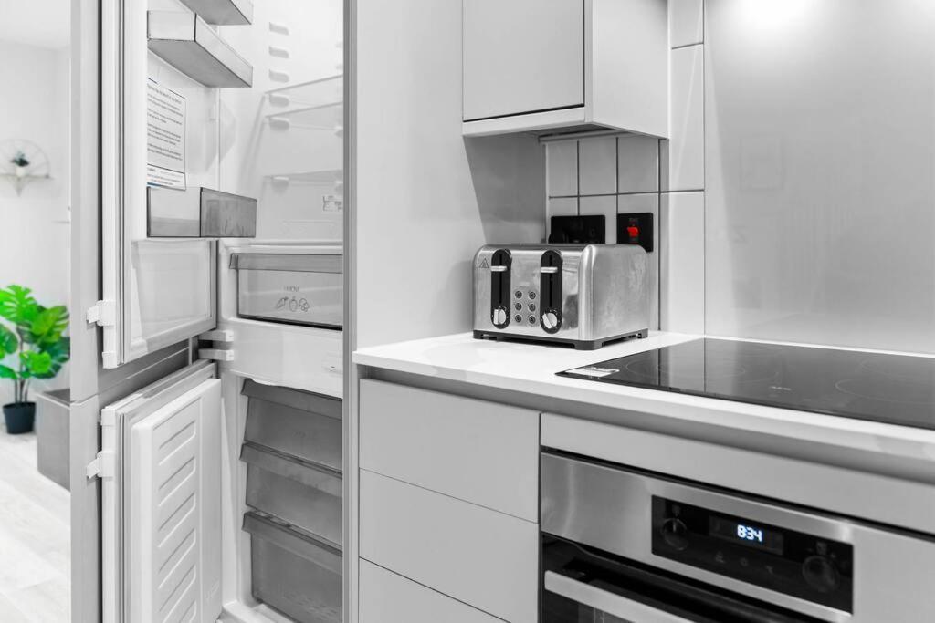 Stylish 2 Bedroom Apartment Close To Everything Birmingam Exterior foto